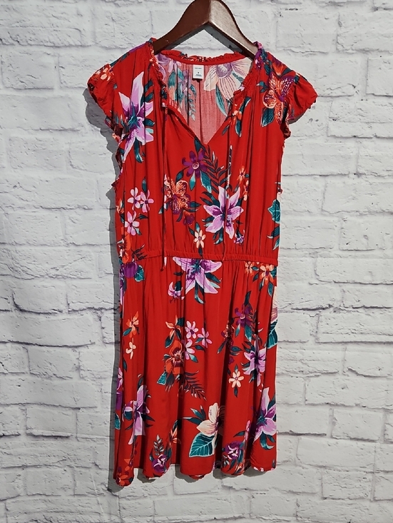 Old Navy Dresses & Skirts - Old Navy Red Floral Tropical V-Neck Mini Dress